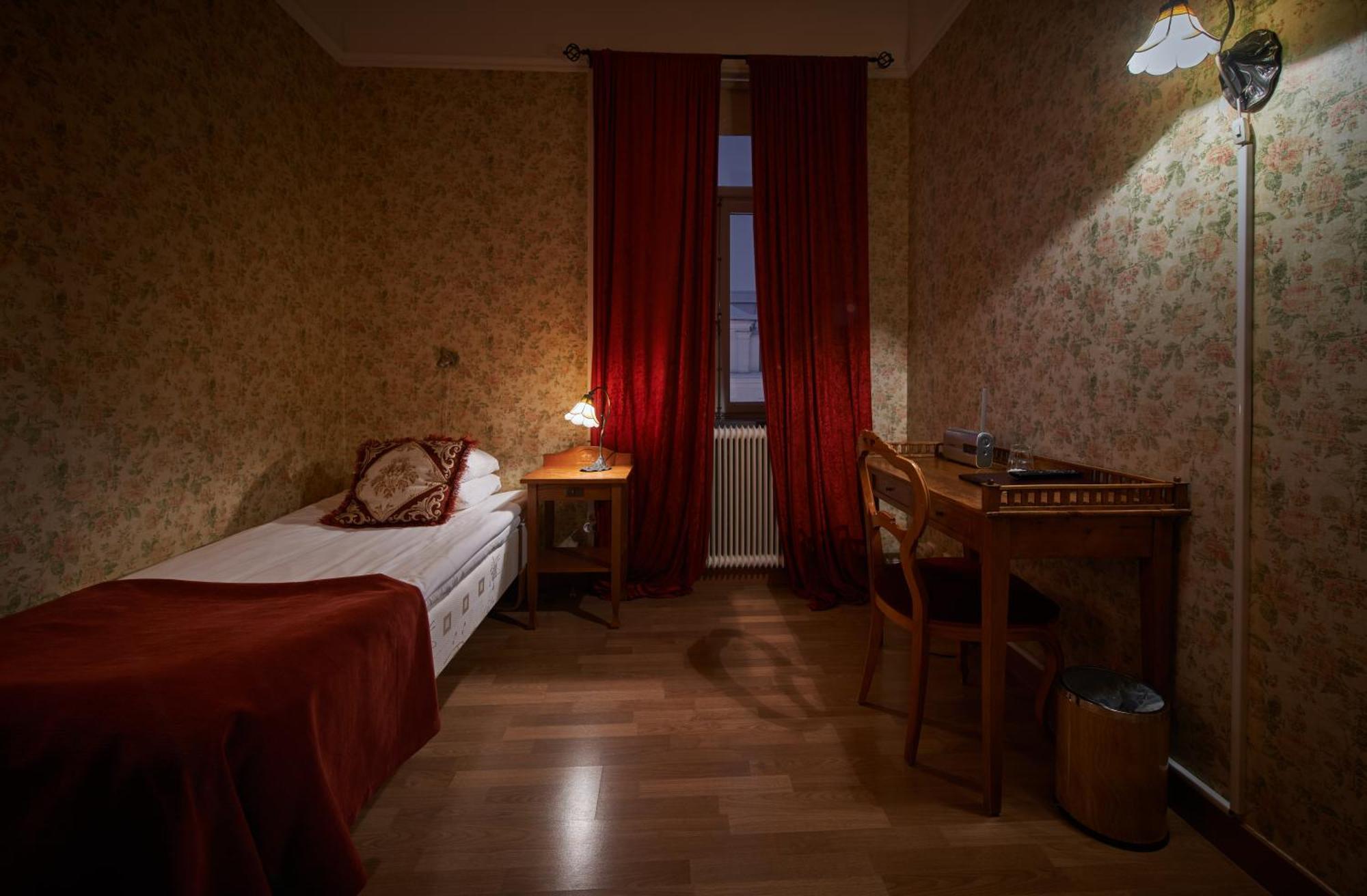 Hotell Laeckoe Lidköping Exterior foto