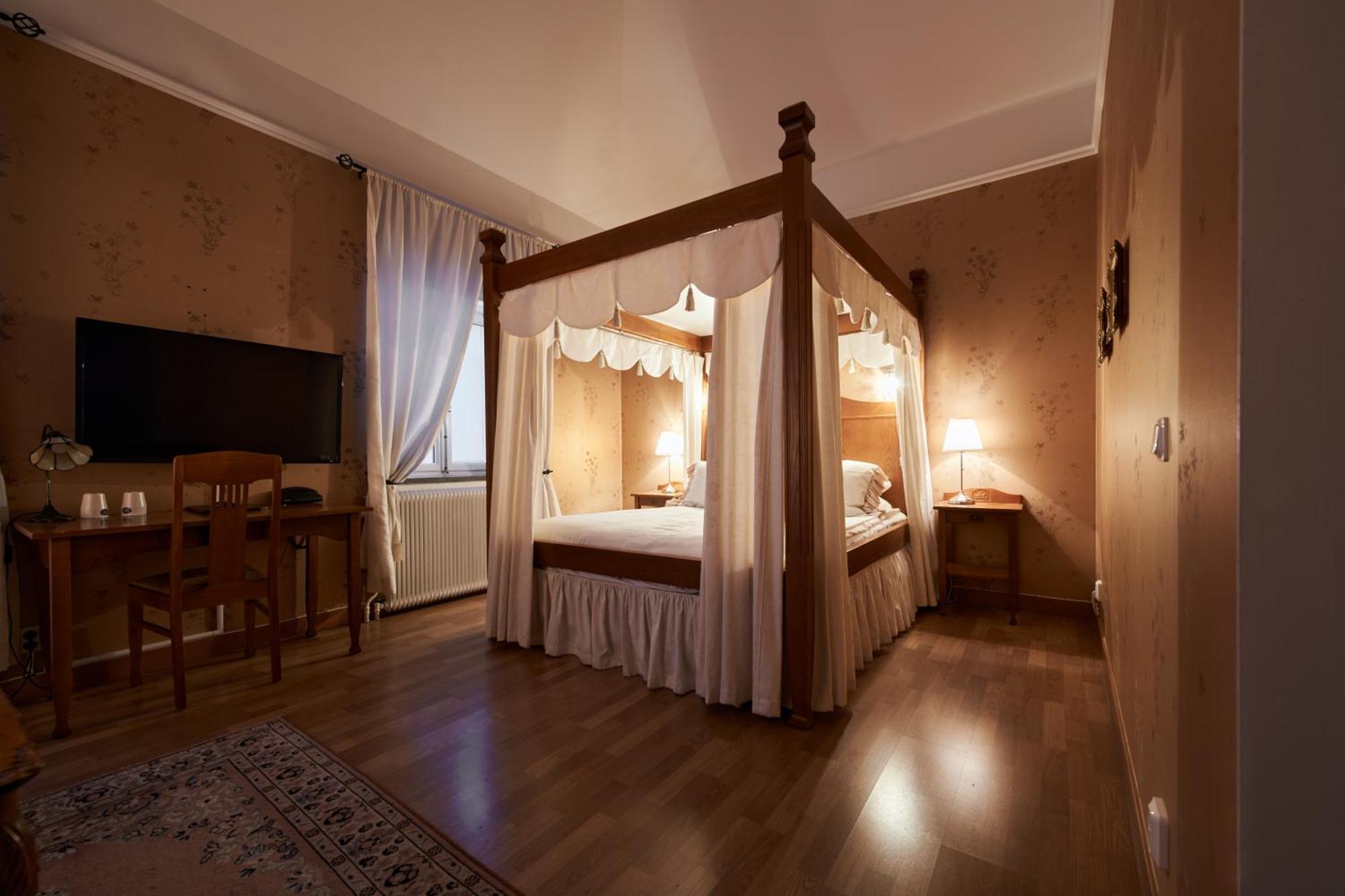 Hotell Laeckoe Lidköping Exterior foto