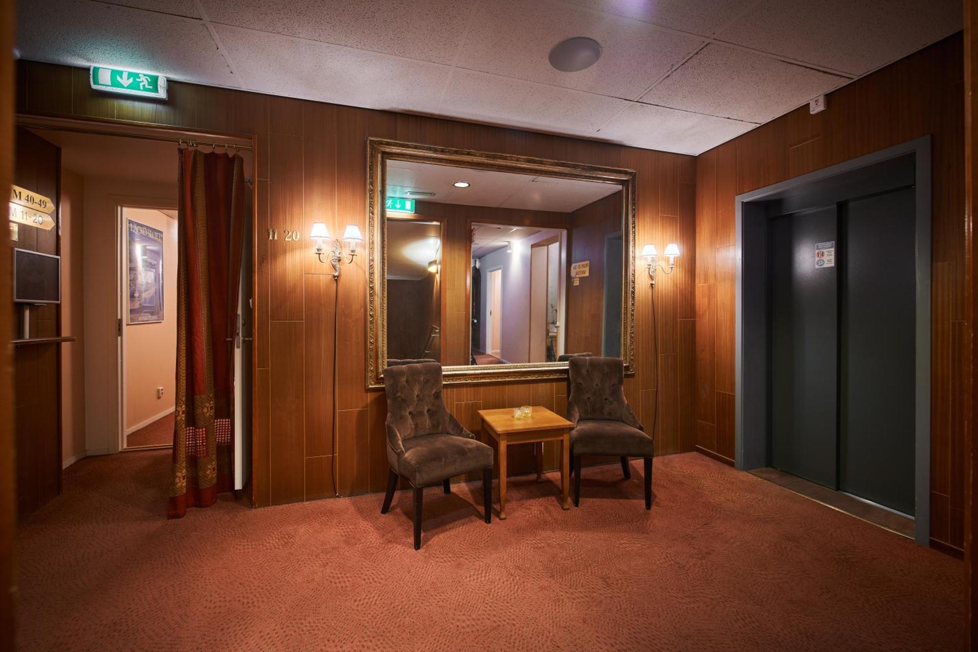 Hotell Laeckoe Lidköping Exterior foto