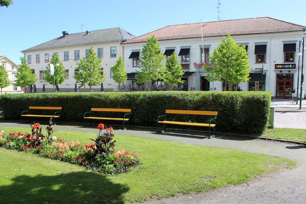 Hotell Lacko Lidköping Exterior foto