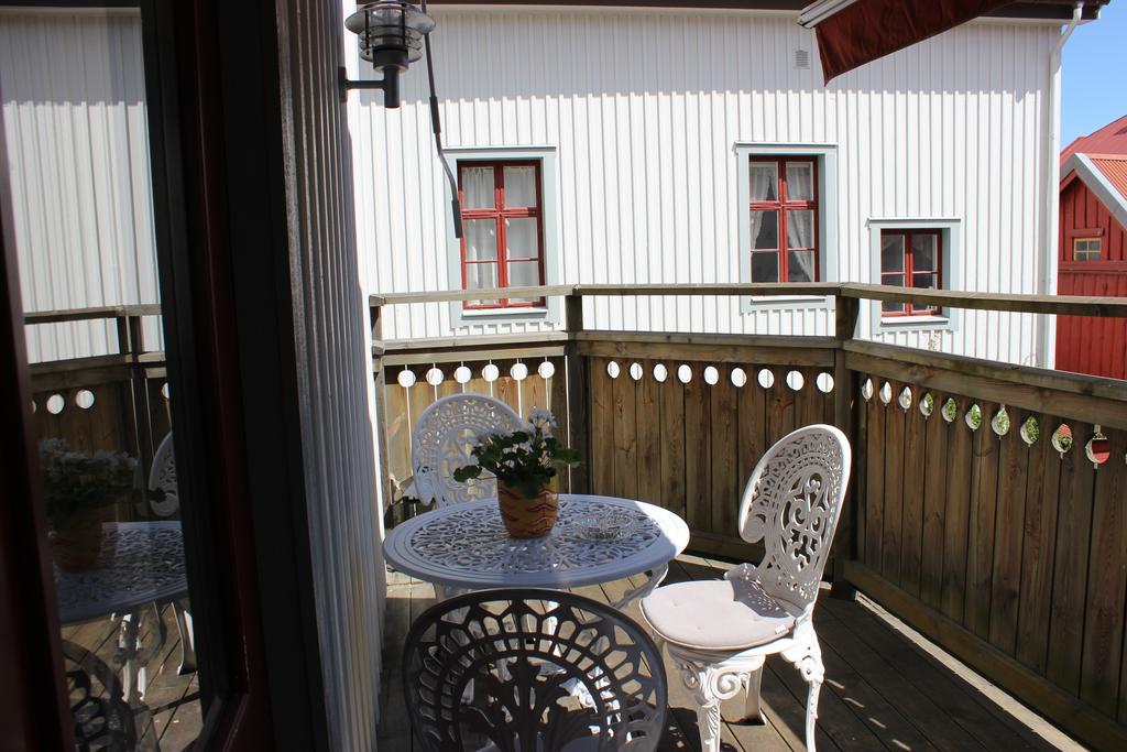Hotell Laeckoe Lidköping Exterior foto